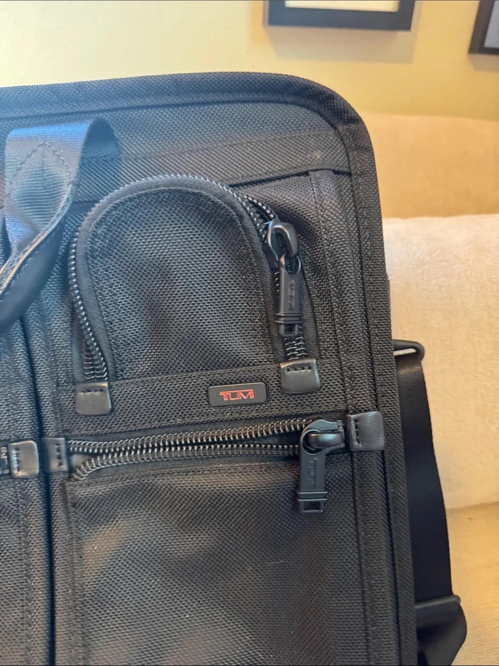 Tumi alpha black